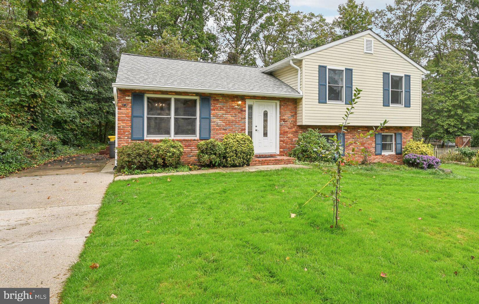 747 TREMAINE WAY