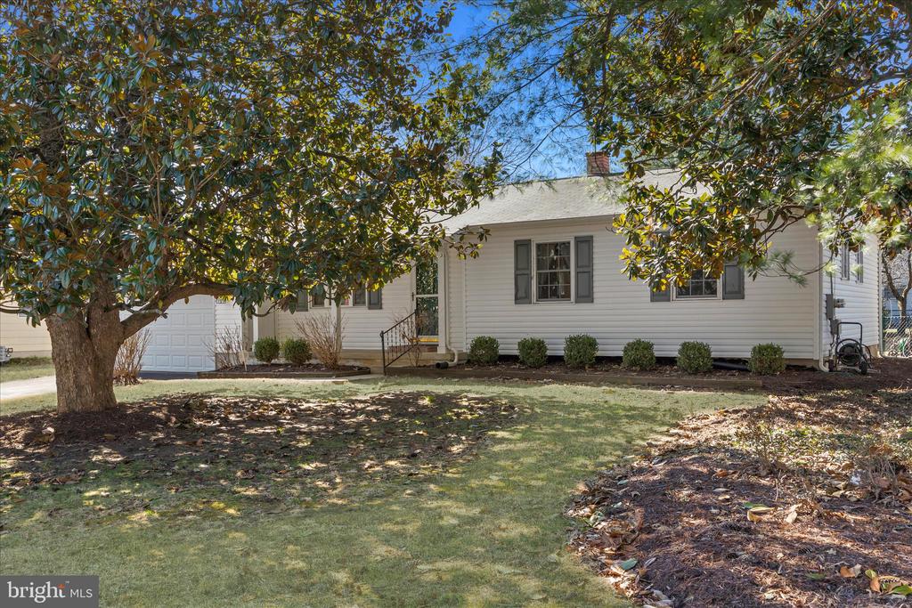 804 CYPRESS BEACH ROAD
