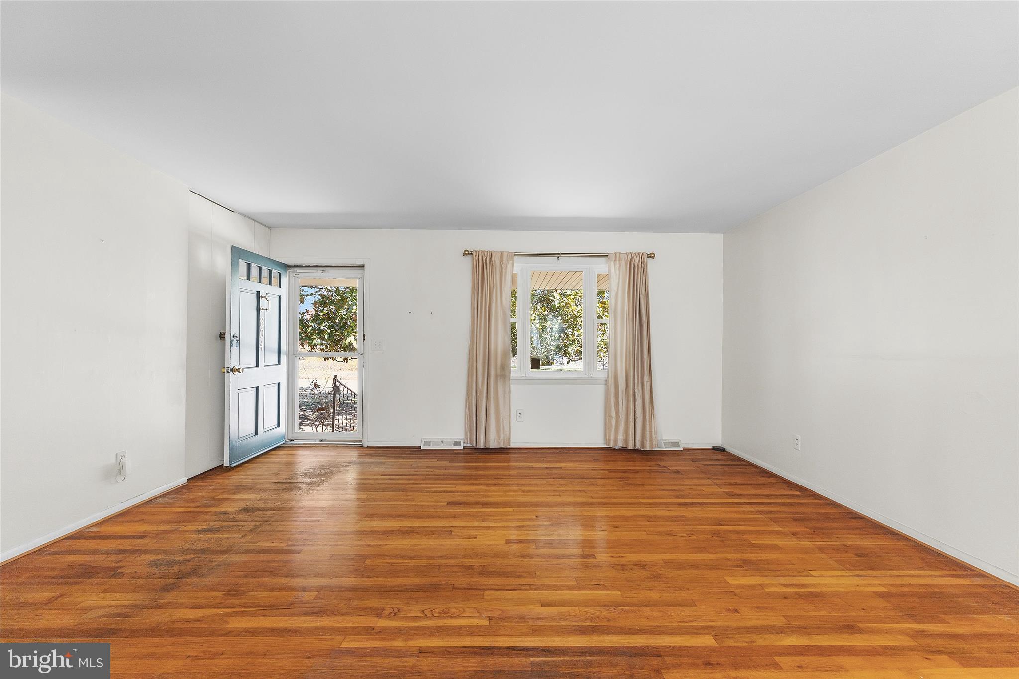 804 CYPRESS BEACH ROAD