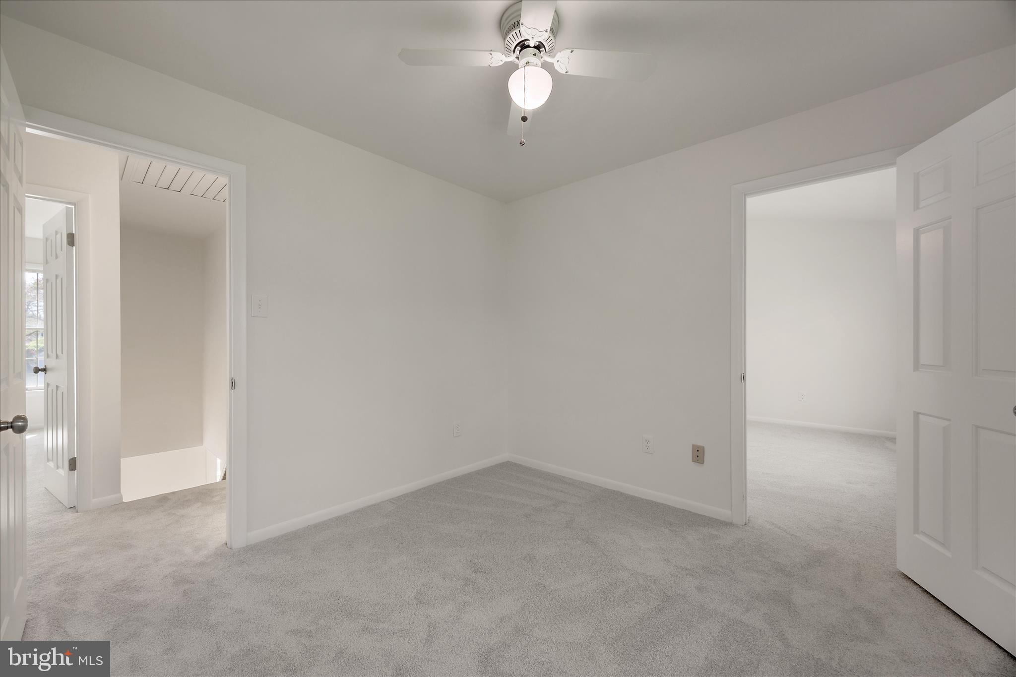 284 TOLSTOY LANE