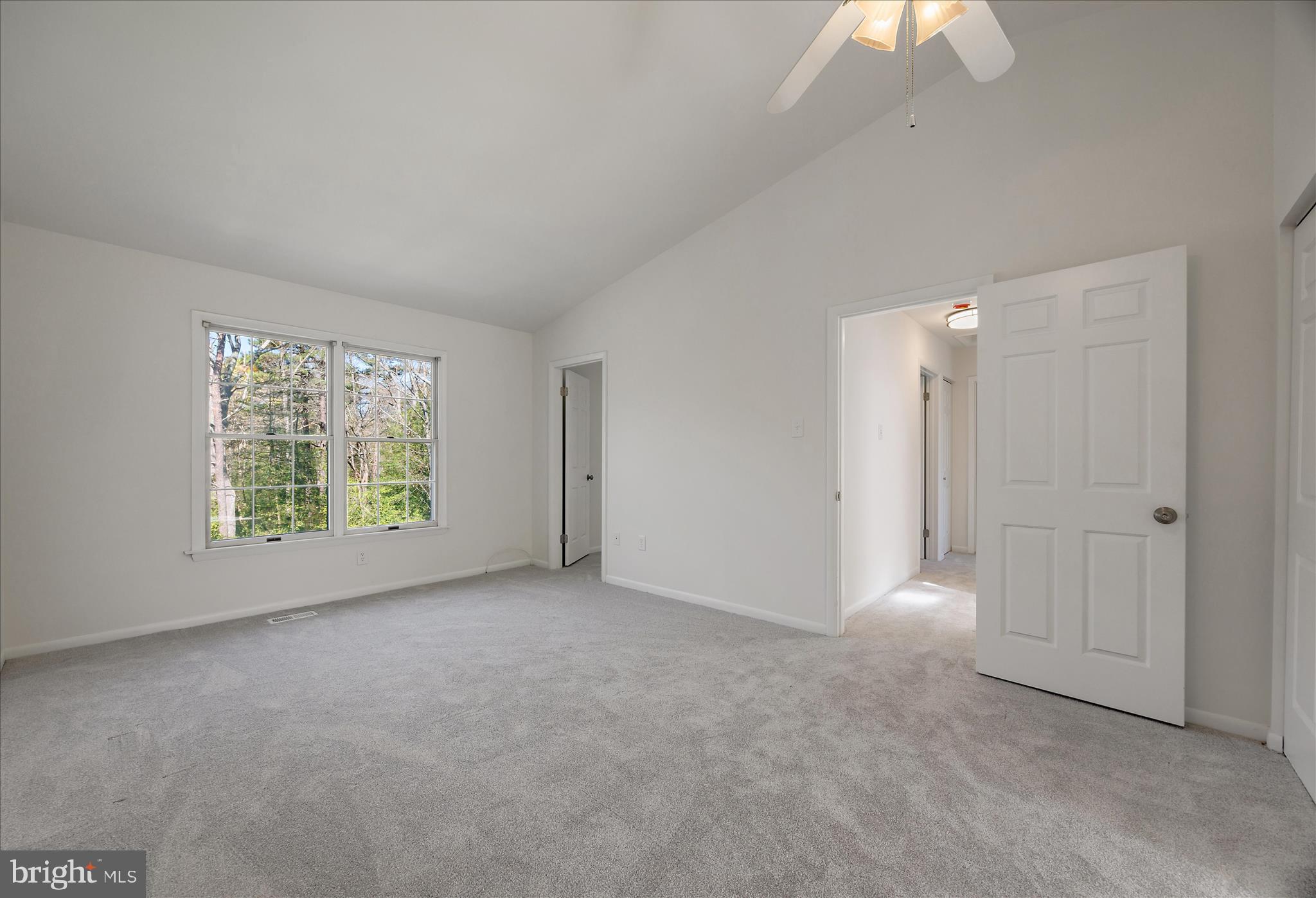 284 TOLSTOY LANE