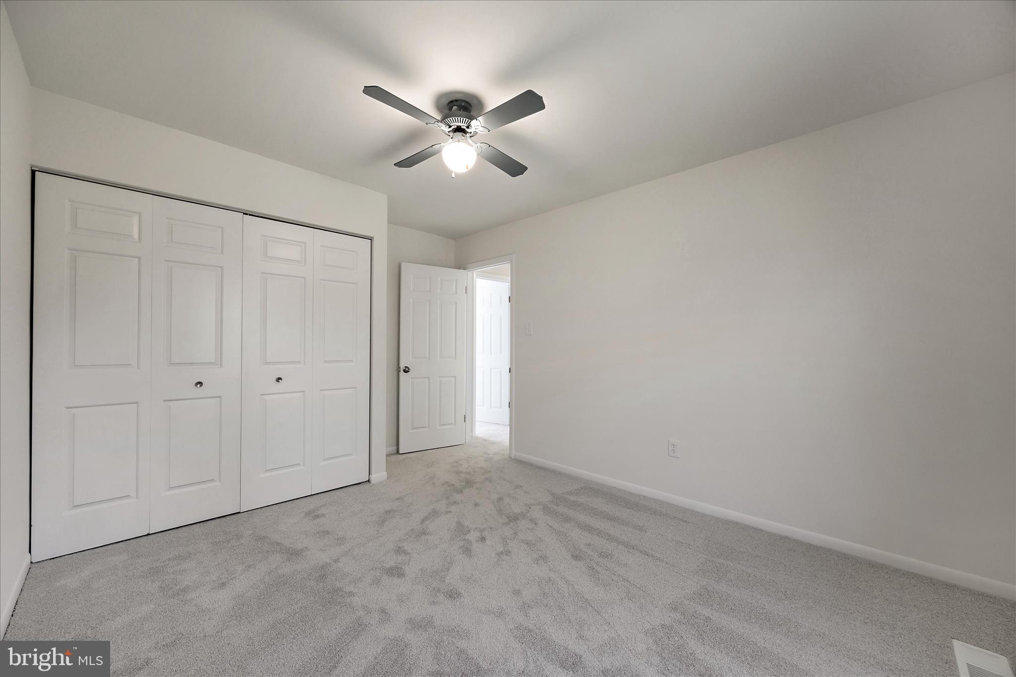 284 TOLSTOY LANE