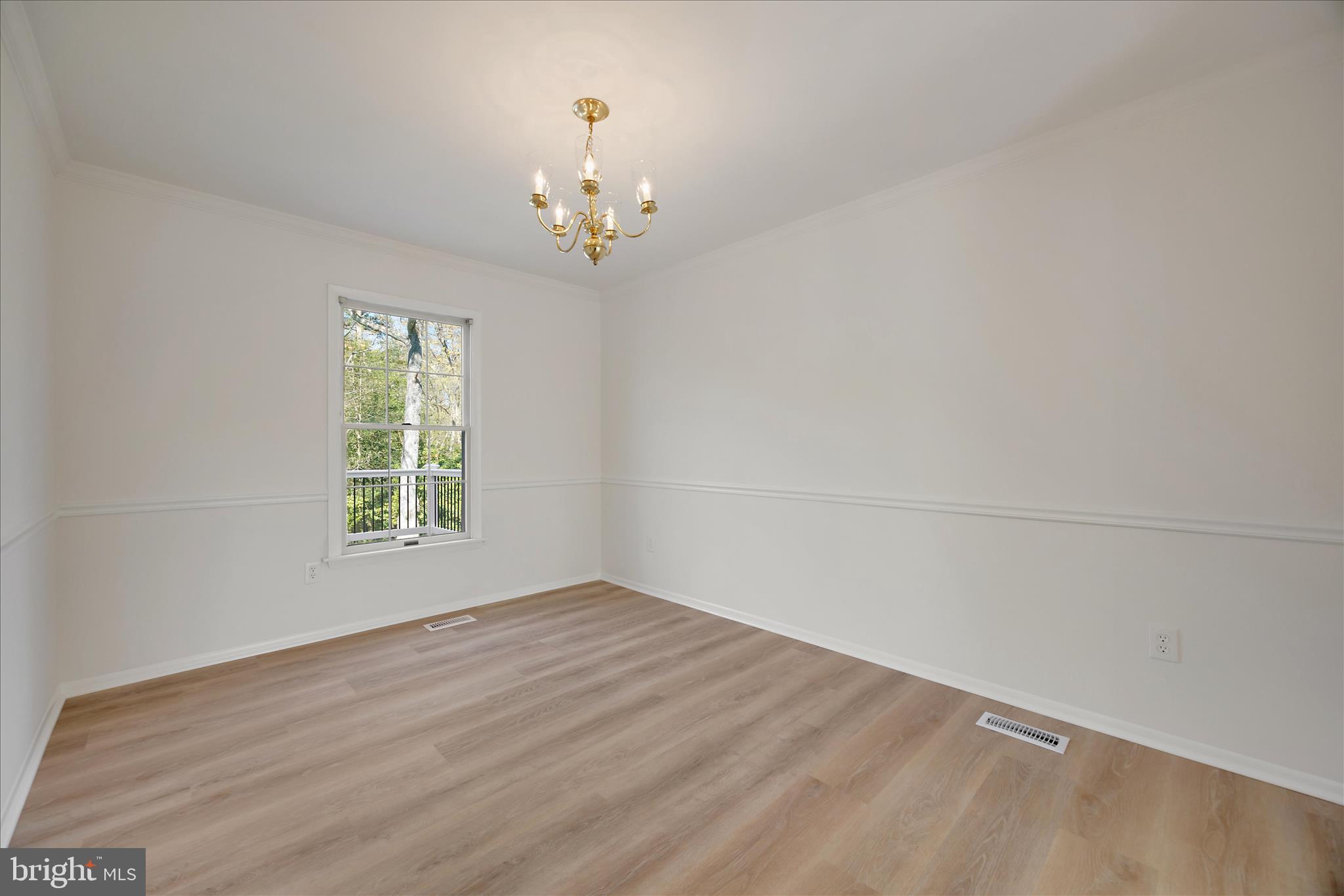 284 TOLSTOY LANE