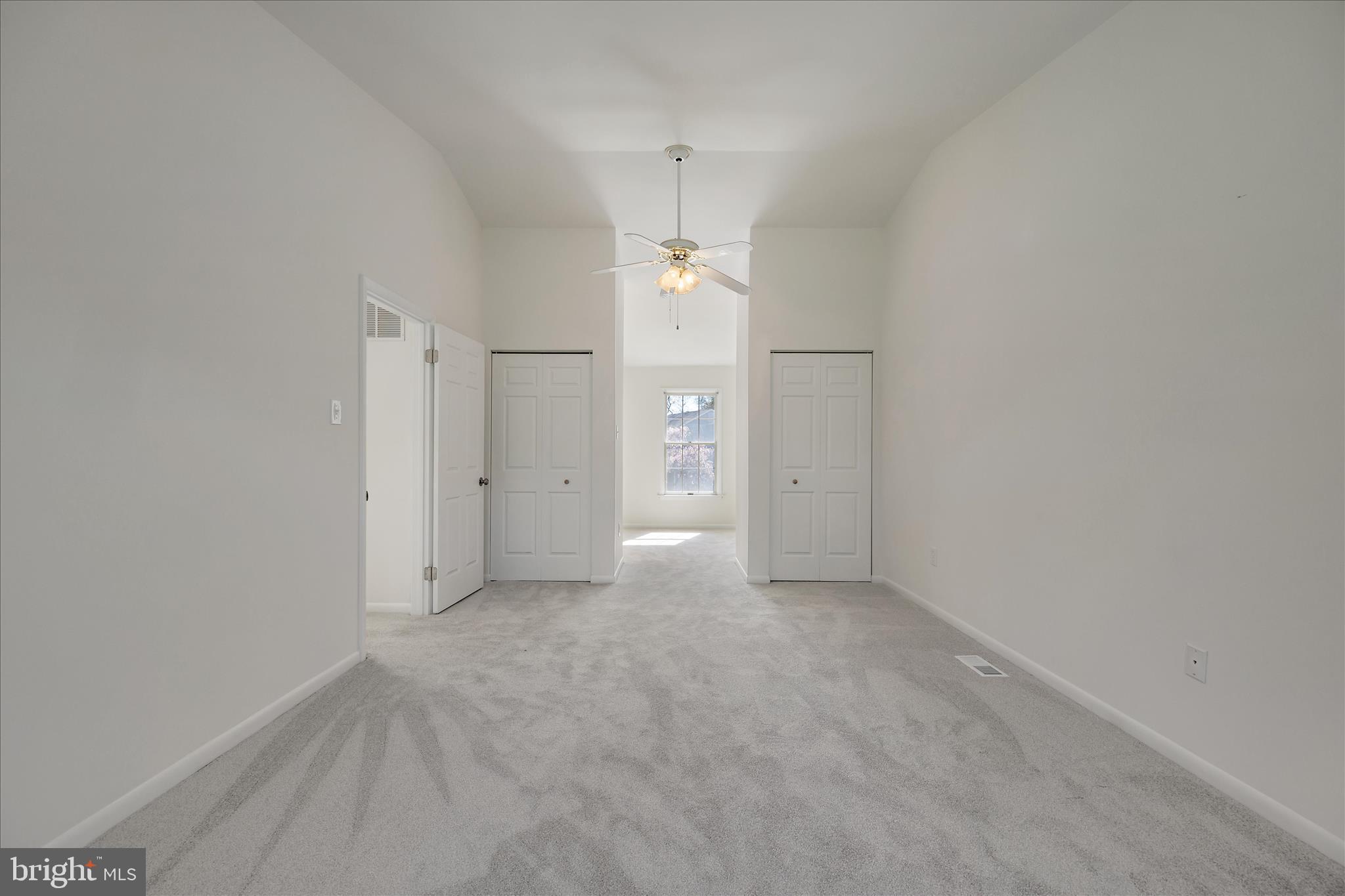 284 TOLSTOY LANE