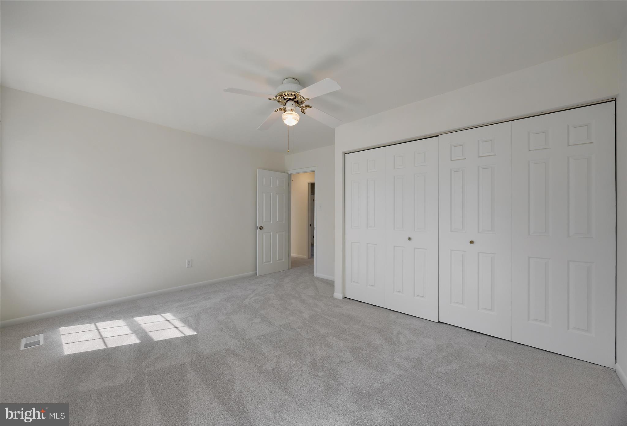 284 TOLSTOY LANE