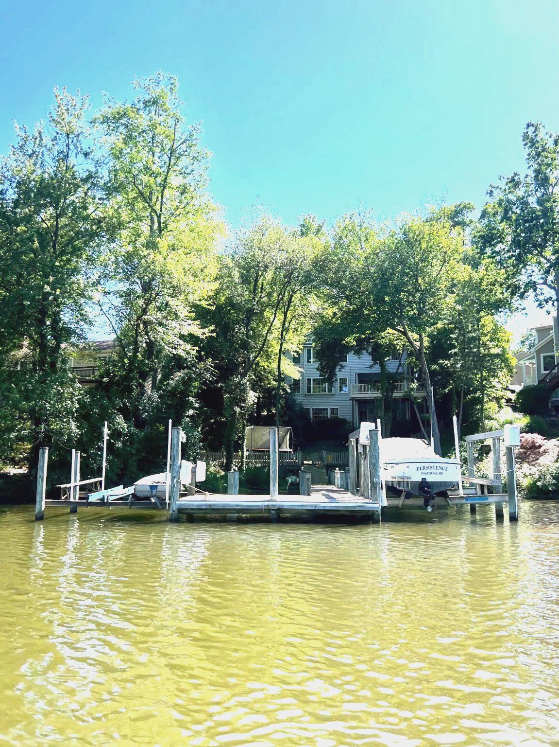 262 CAPOTE COURT E