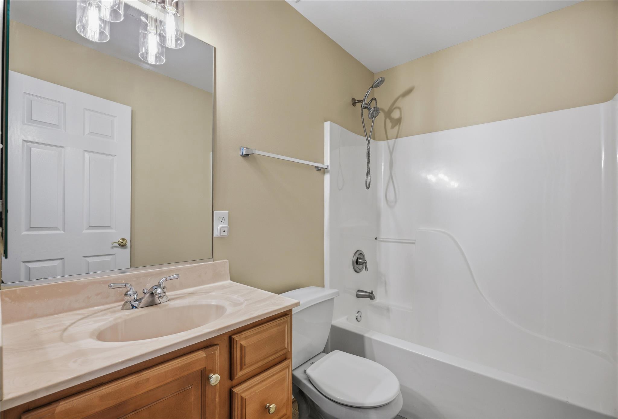 262 CAPOTE COURT E