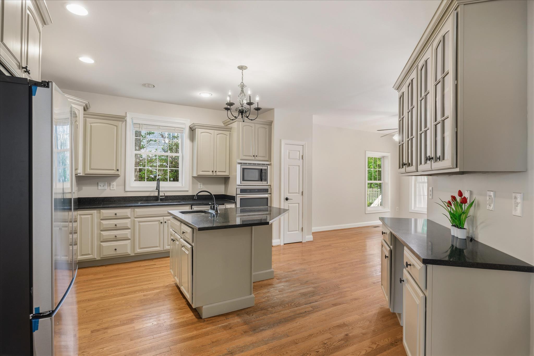 262 CAPOTE COURT E