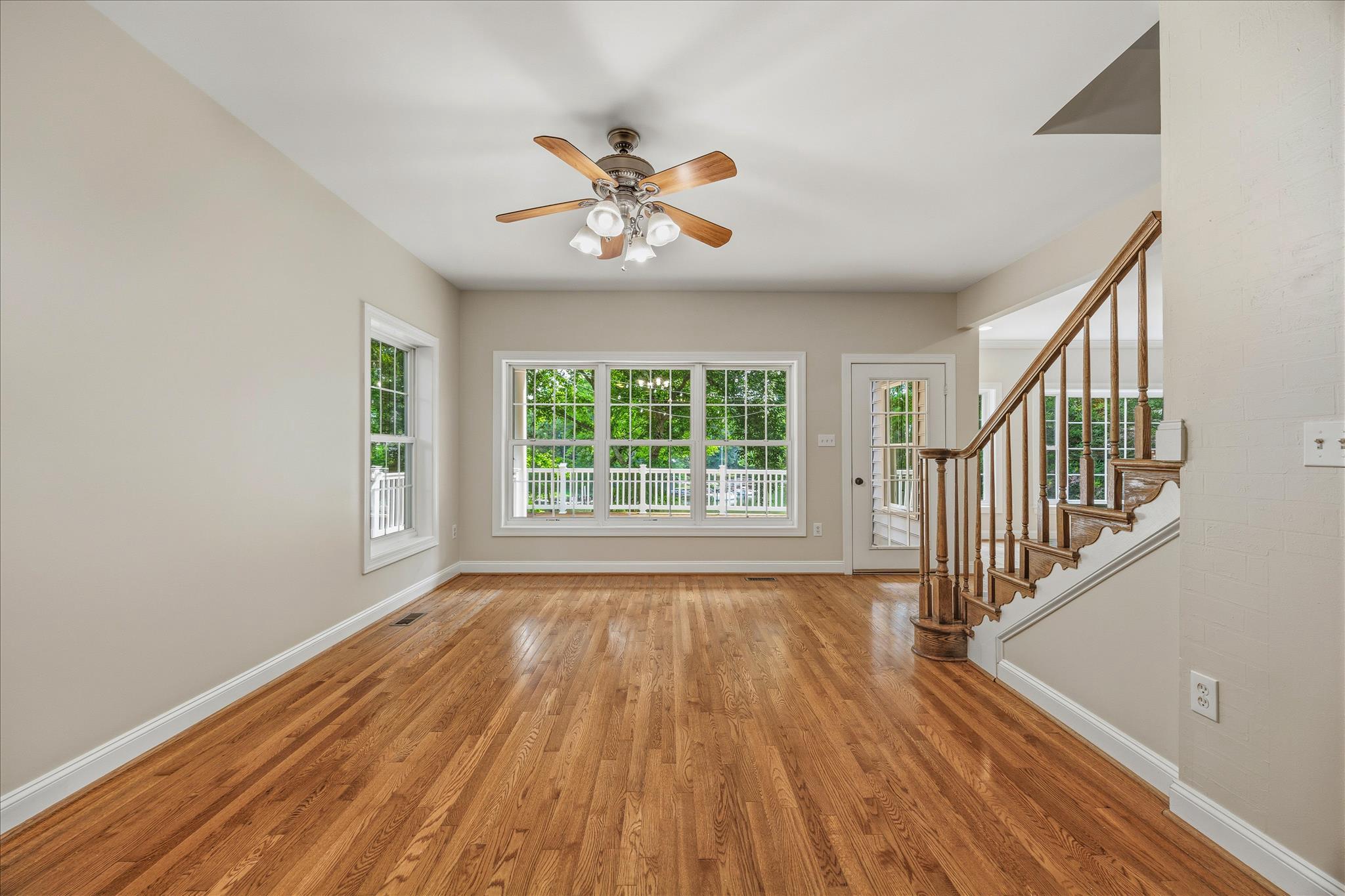262 CAPOTE COURT E