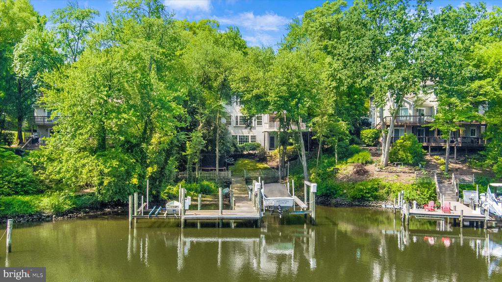 262 CAPOTE COURT E