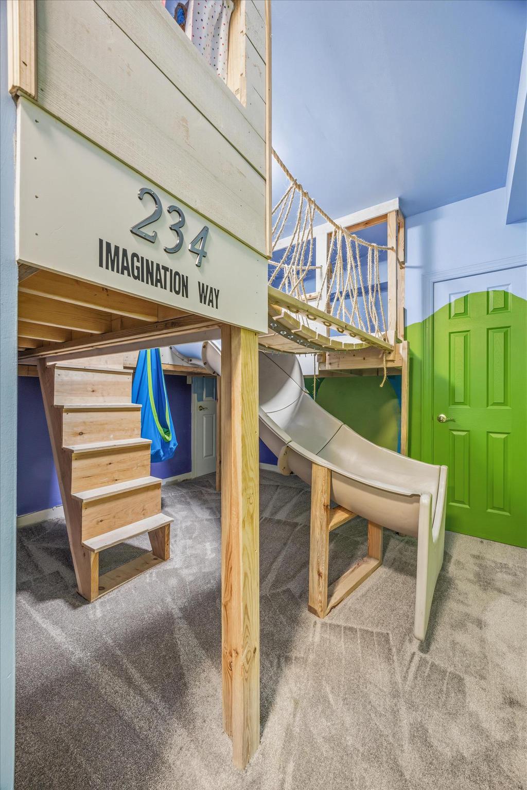 262 CAPOTE COURT E