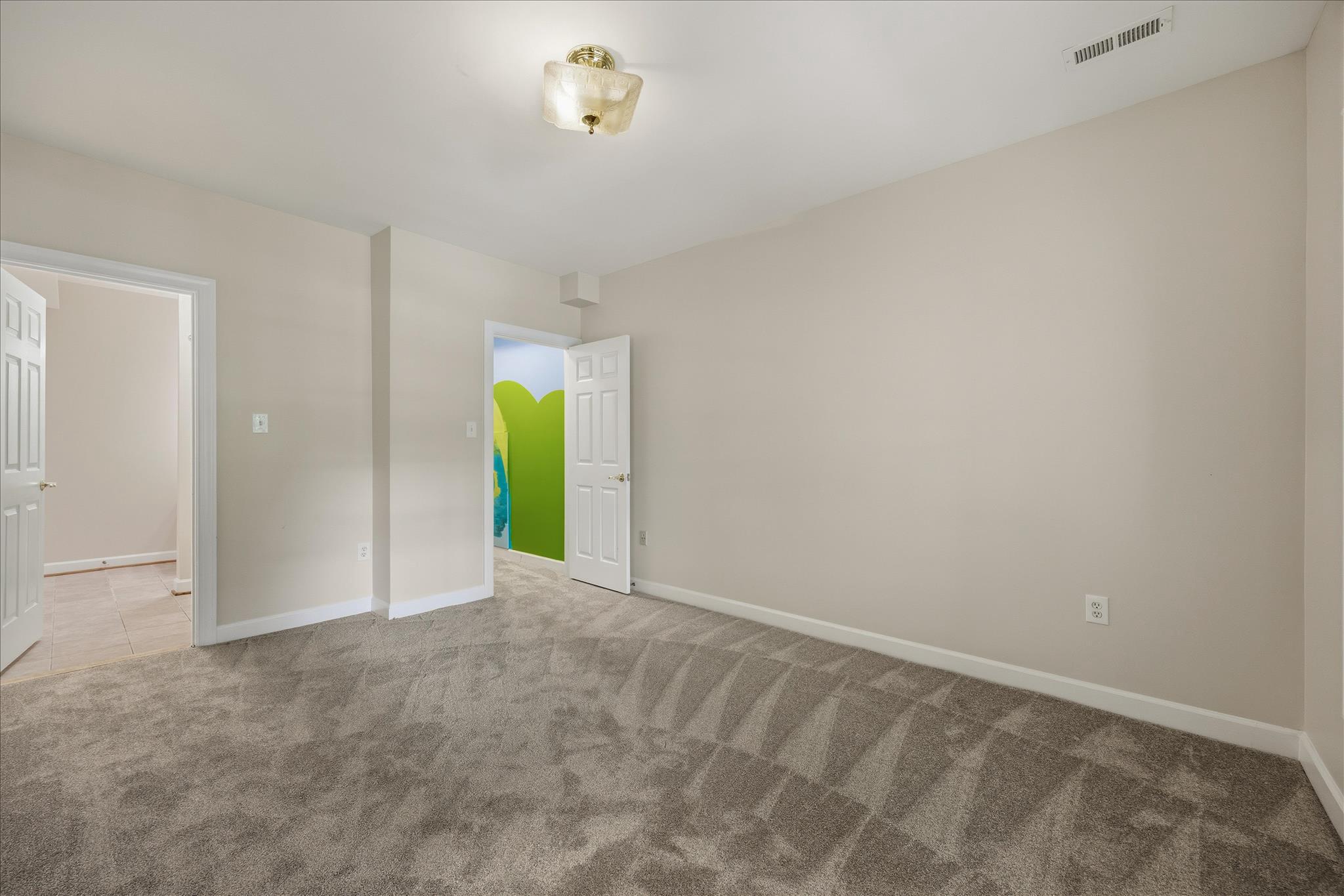 262 CAPOTE COURT E