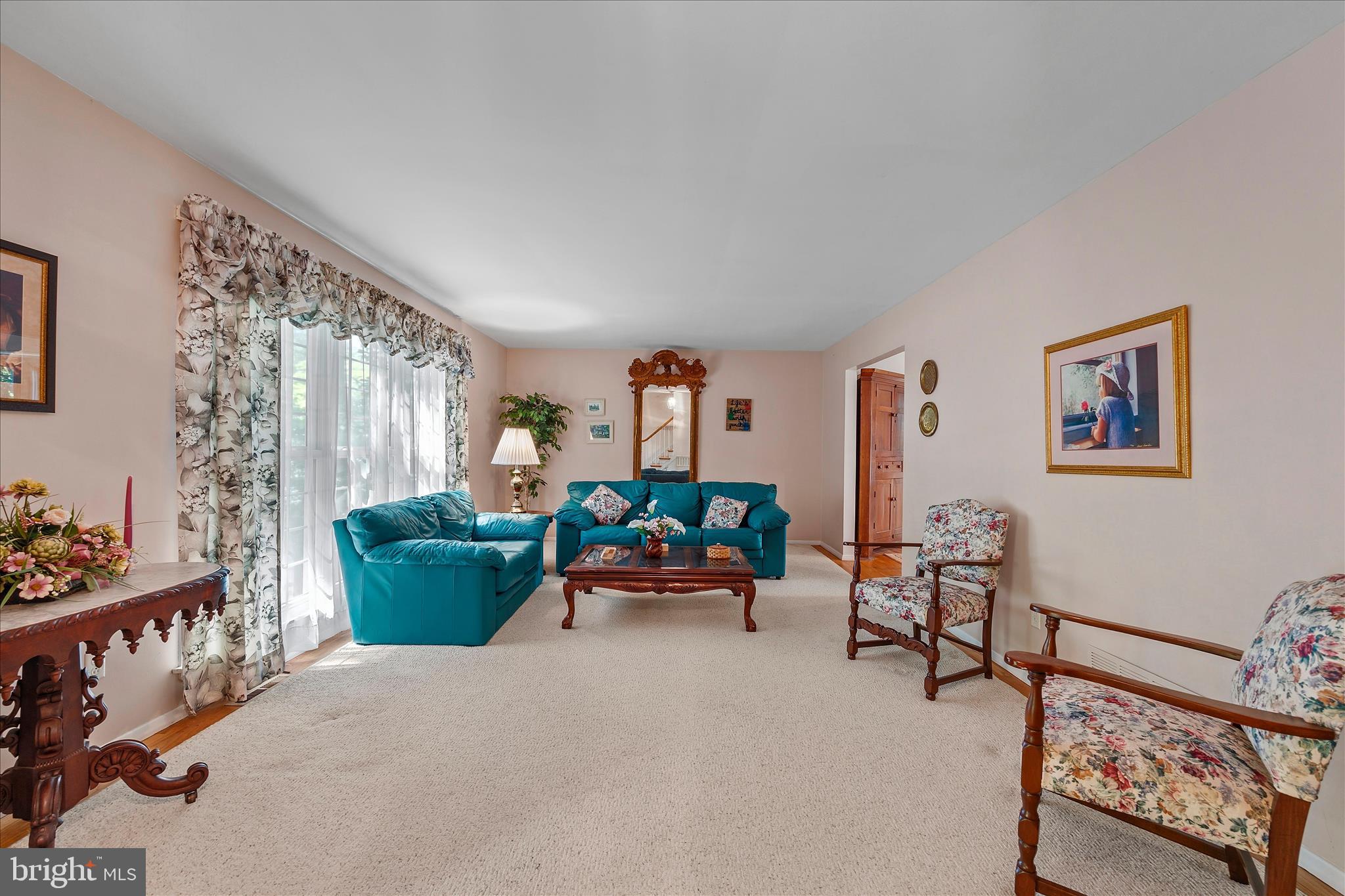 861 TWIN HARBOR DRIVE