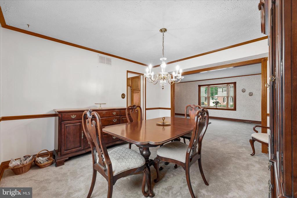 442 WILLIAMSTOWNE COURT