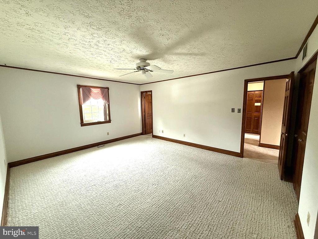 442 WILLIAMSTOWNE COURT