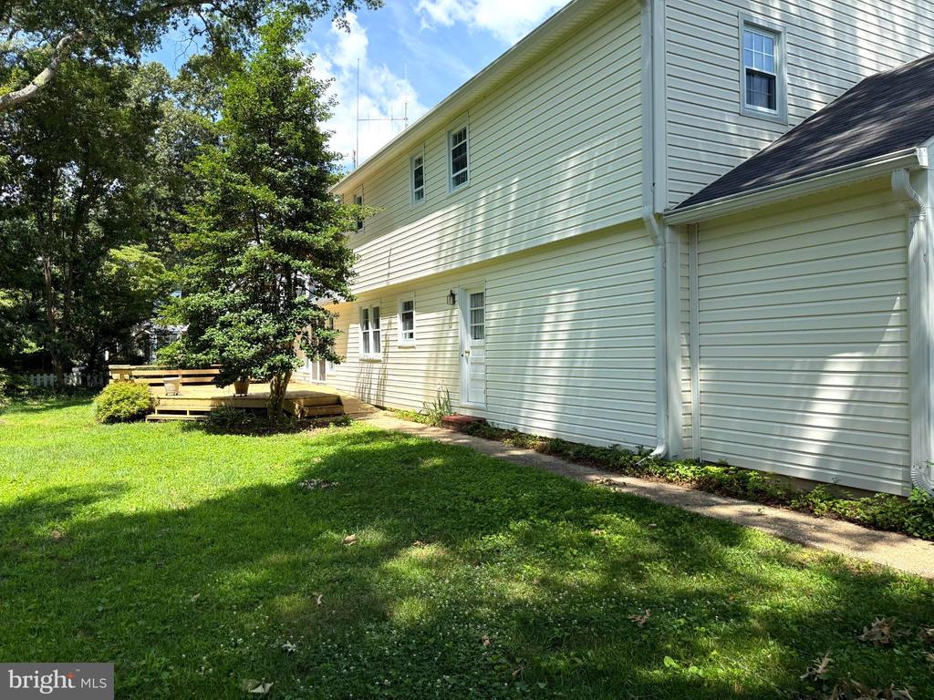 283 OAK COURT