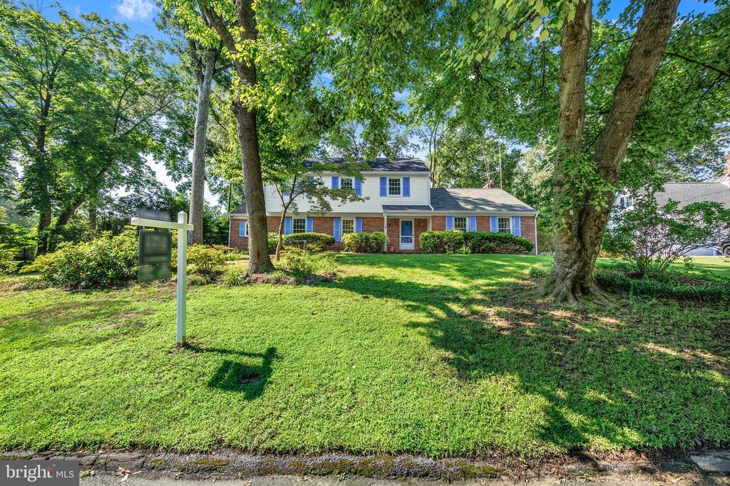 283 OAK COURT