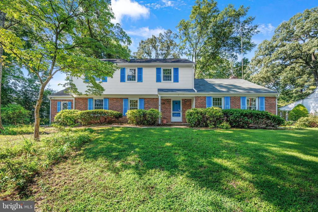 283 OAK COURT