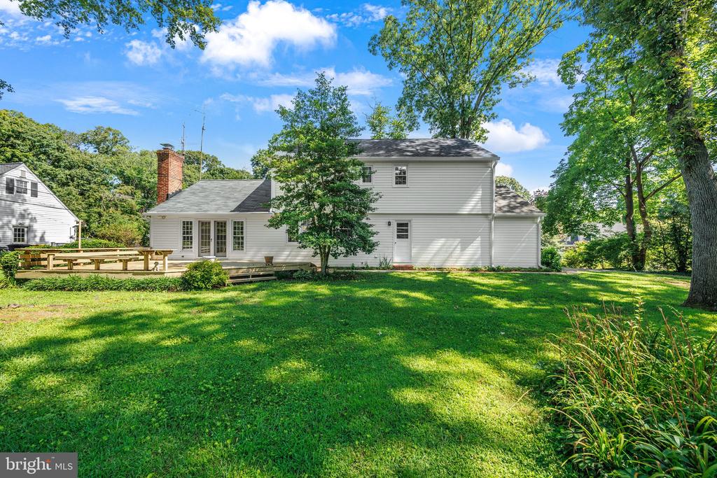 283 OAK COURT