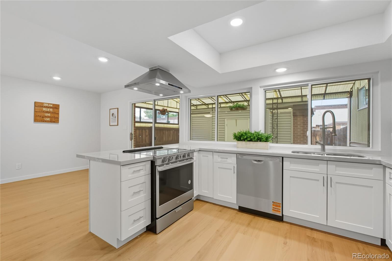 12952 W Virginia Avenue