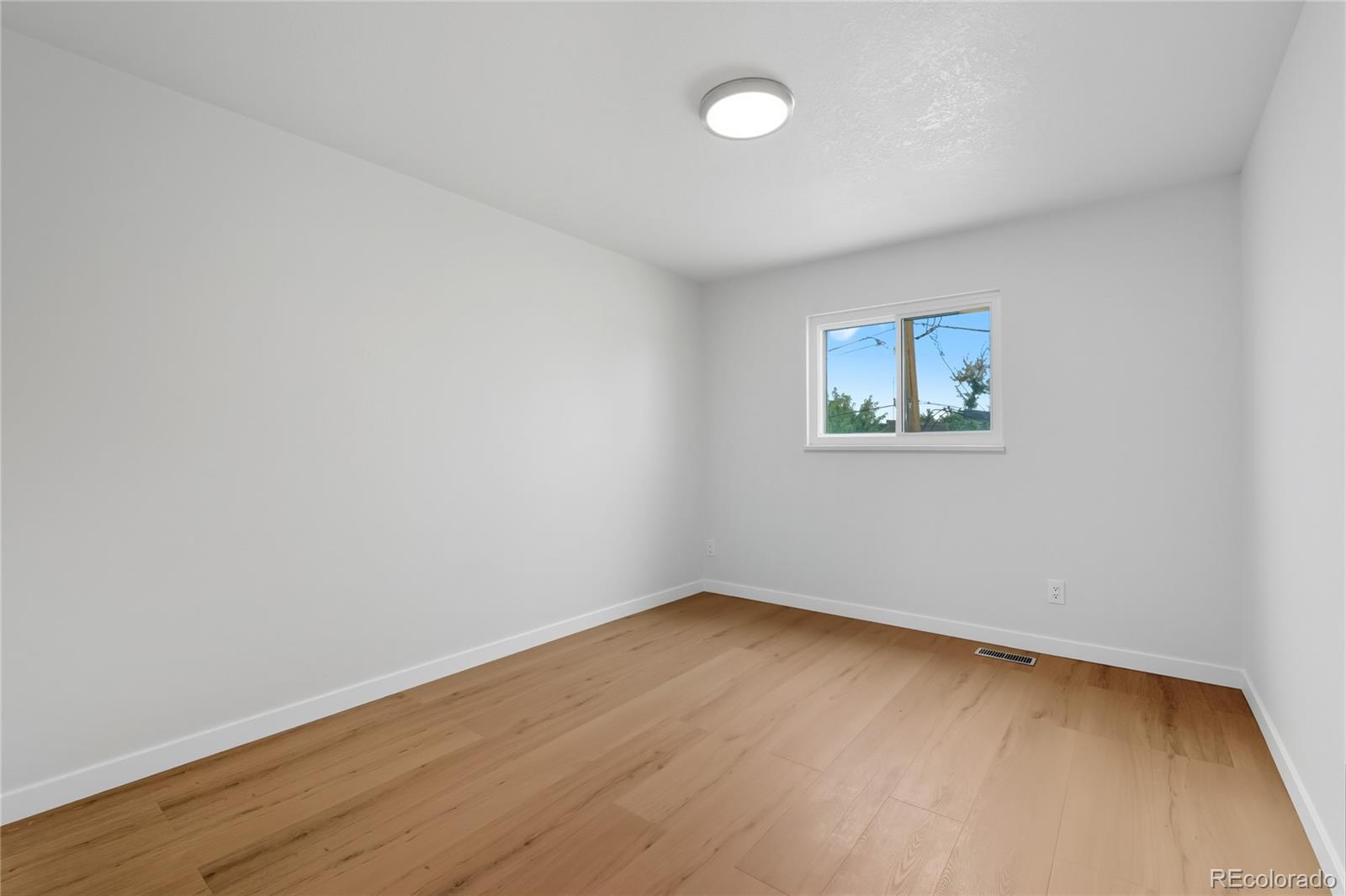 12952 W Virginia Avenue