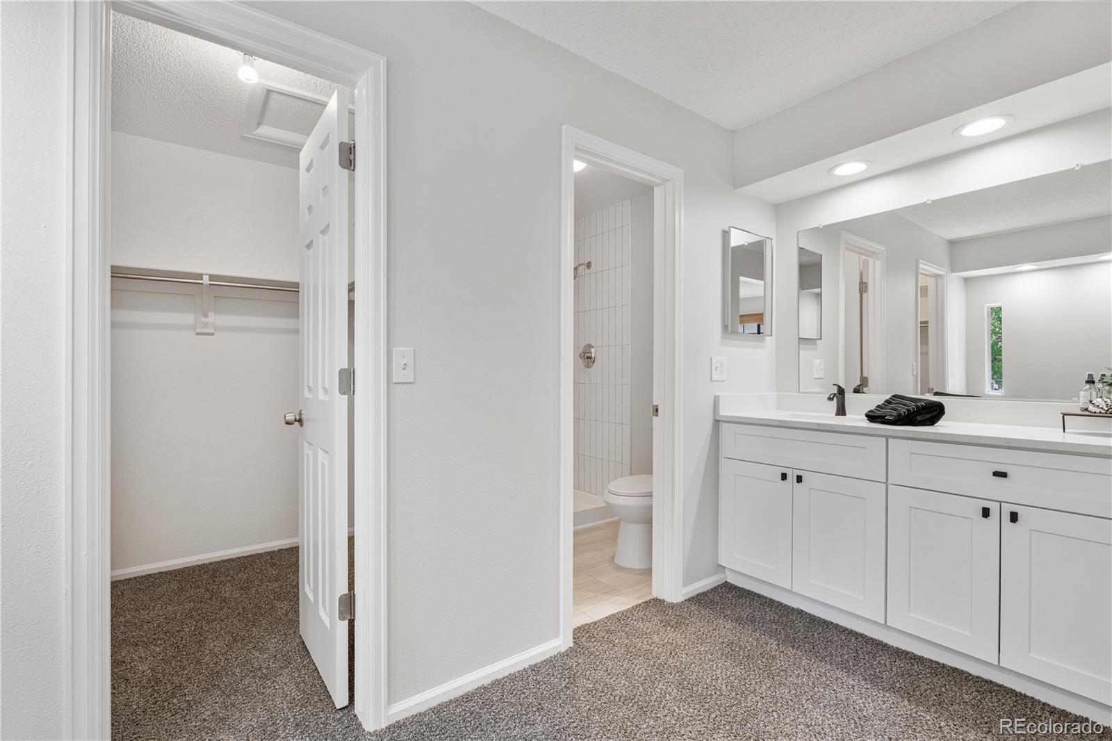 12662 E Warren Drive Unit: F