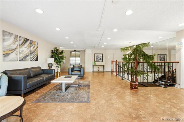 7865 E Mississippi Avenue Unit: 304