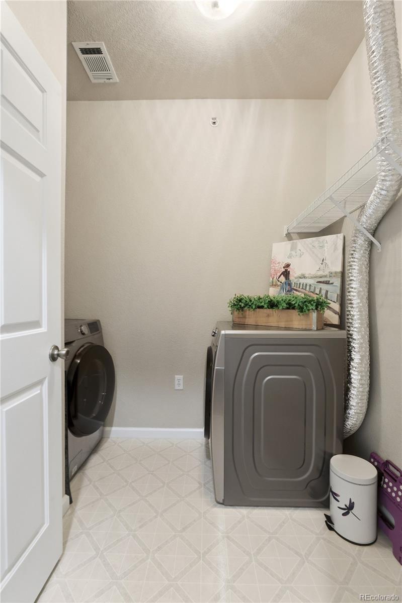 18939 E Warren Circle Unit: E302