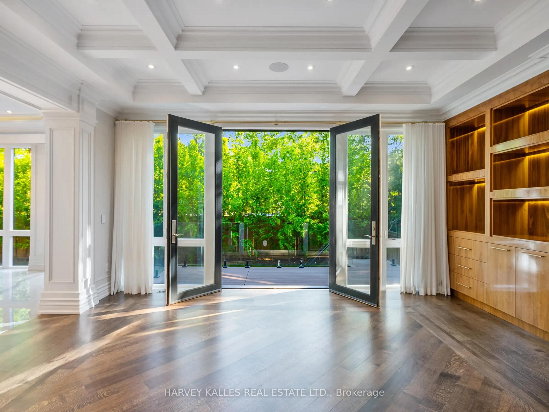 73 Lord Seaton Road, Toronto