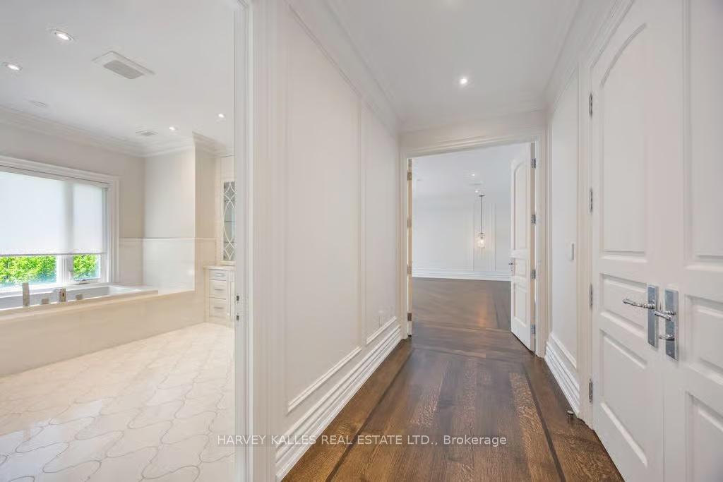 73 Lord Seaton Road, Toronto