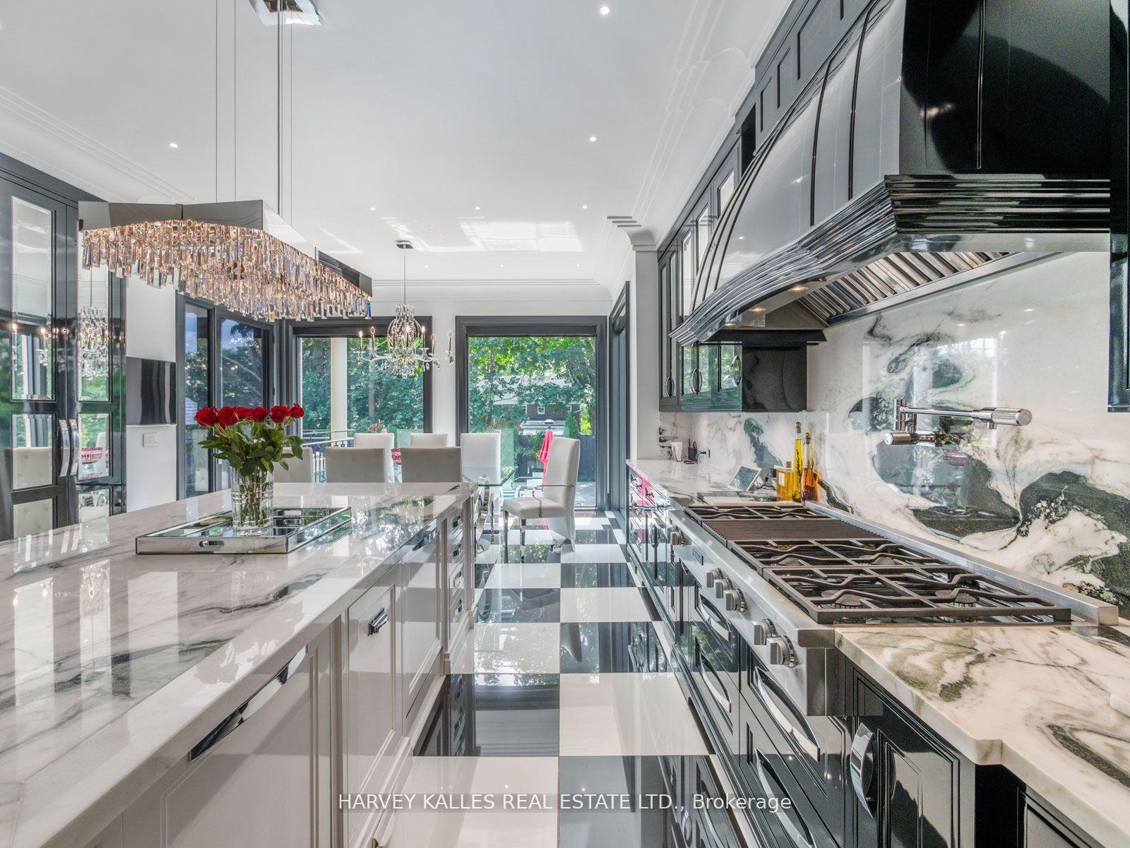 327 Cortleigh Boulevard, Toronto