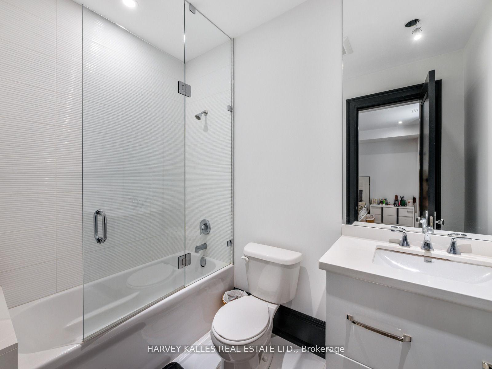 327 Cortleigh Boulevard, Toronto
