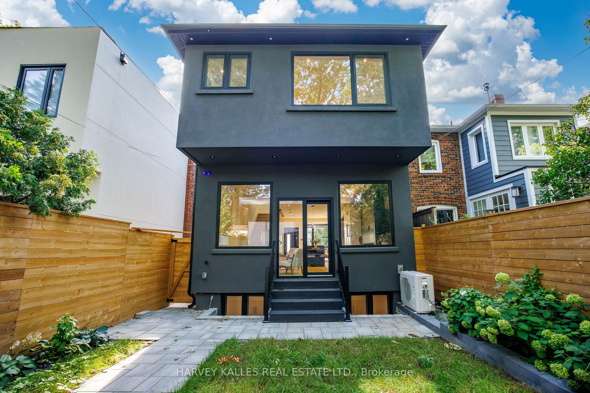 199 Arlington Avenue, Toronto