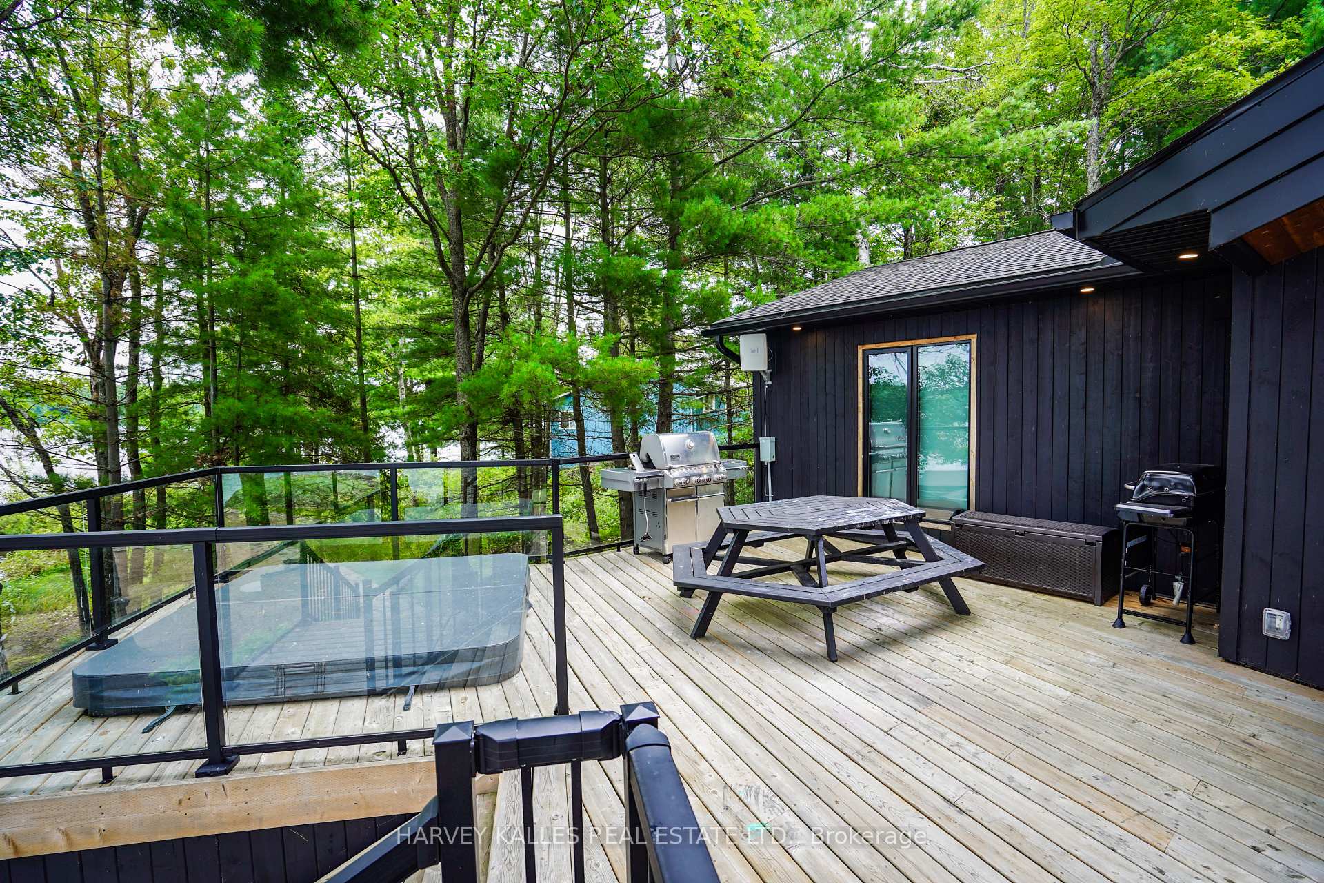 1069 White Eagle Road