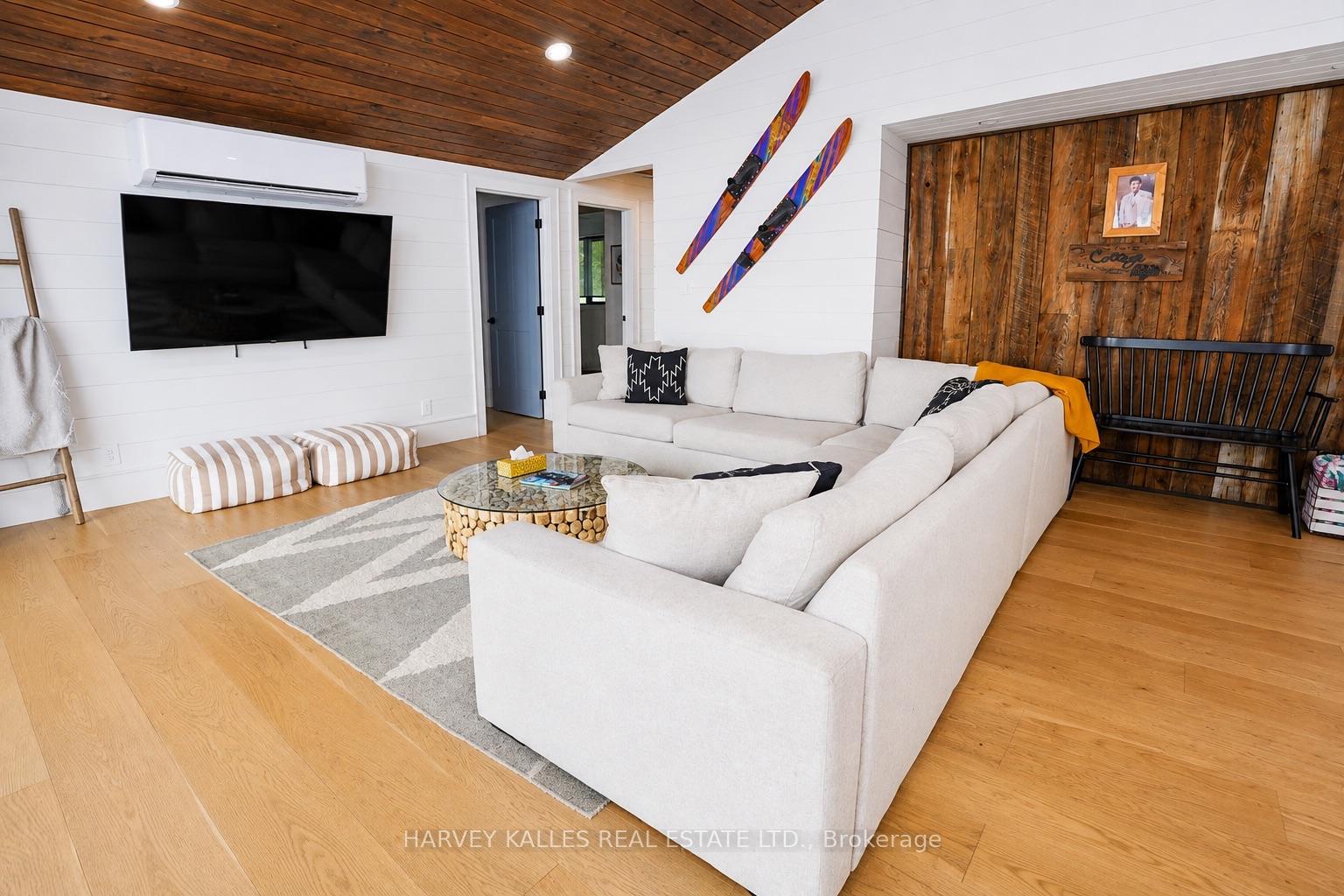1069 White Eagle Road