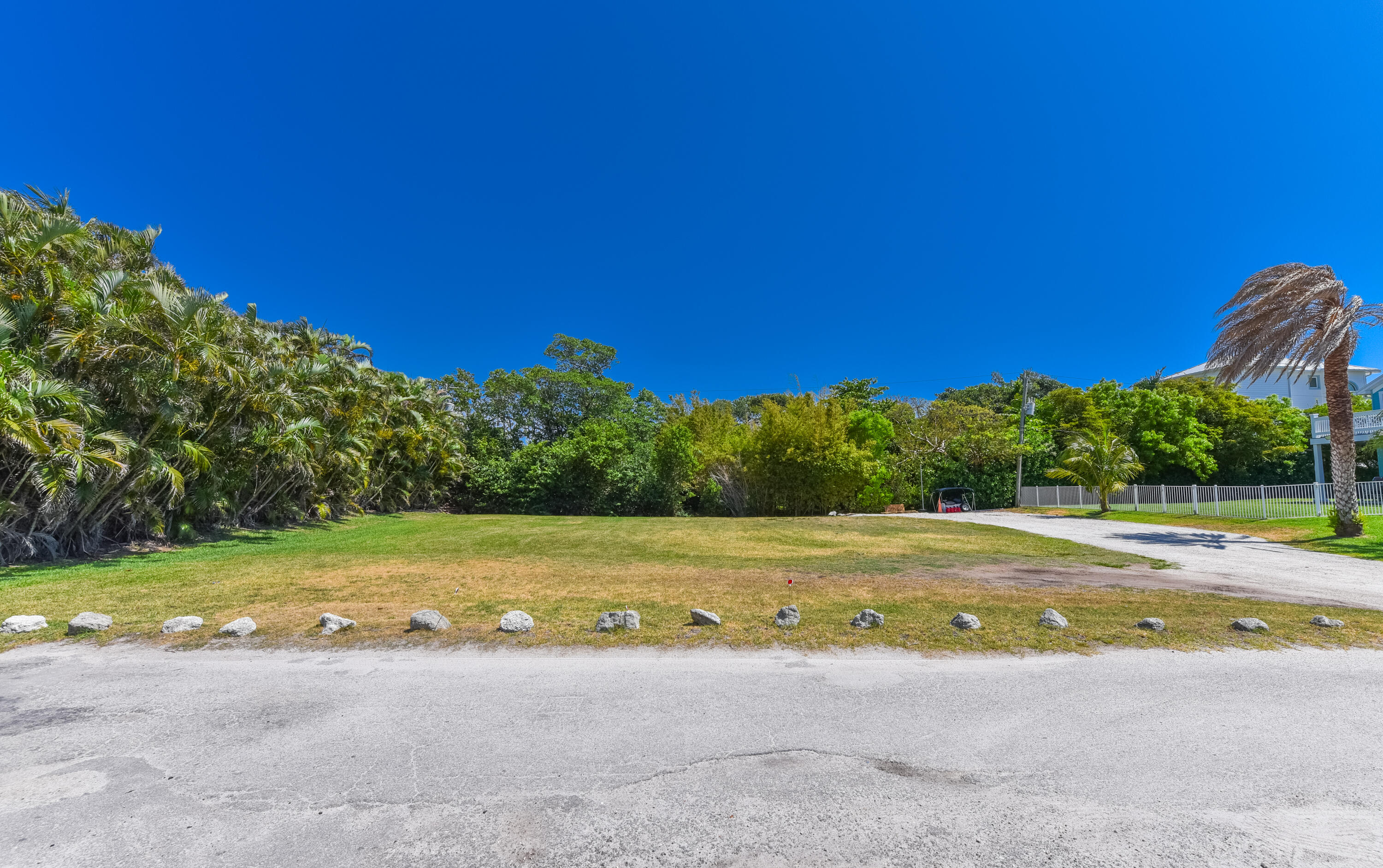 5157 NE Shore Village Terrace