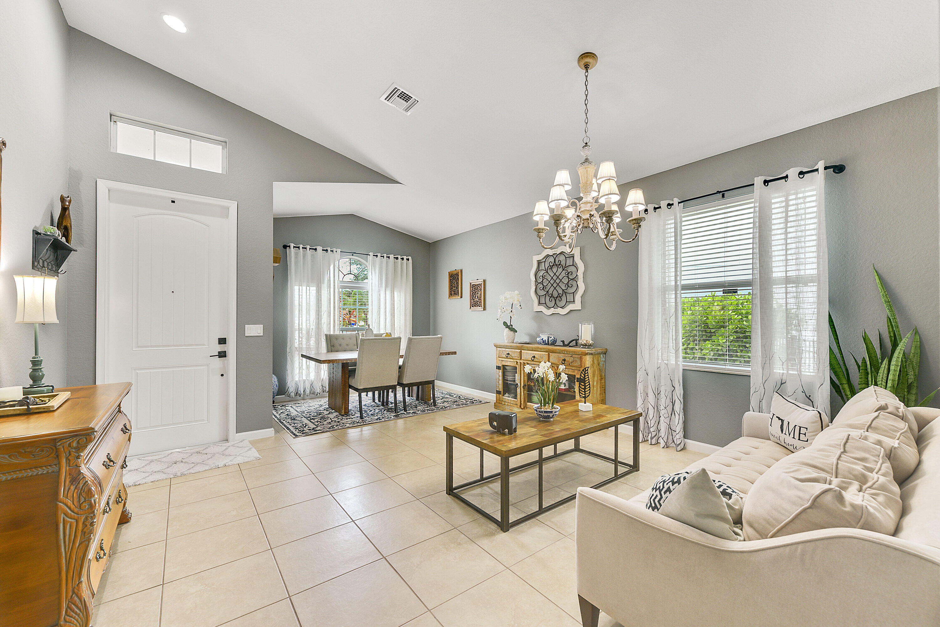 2645 SW Gallery Circle