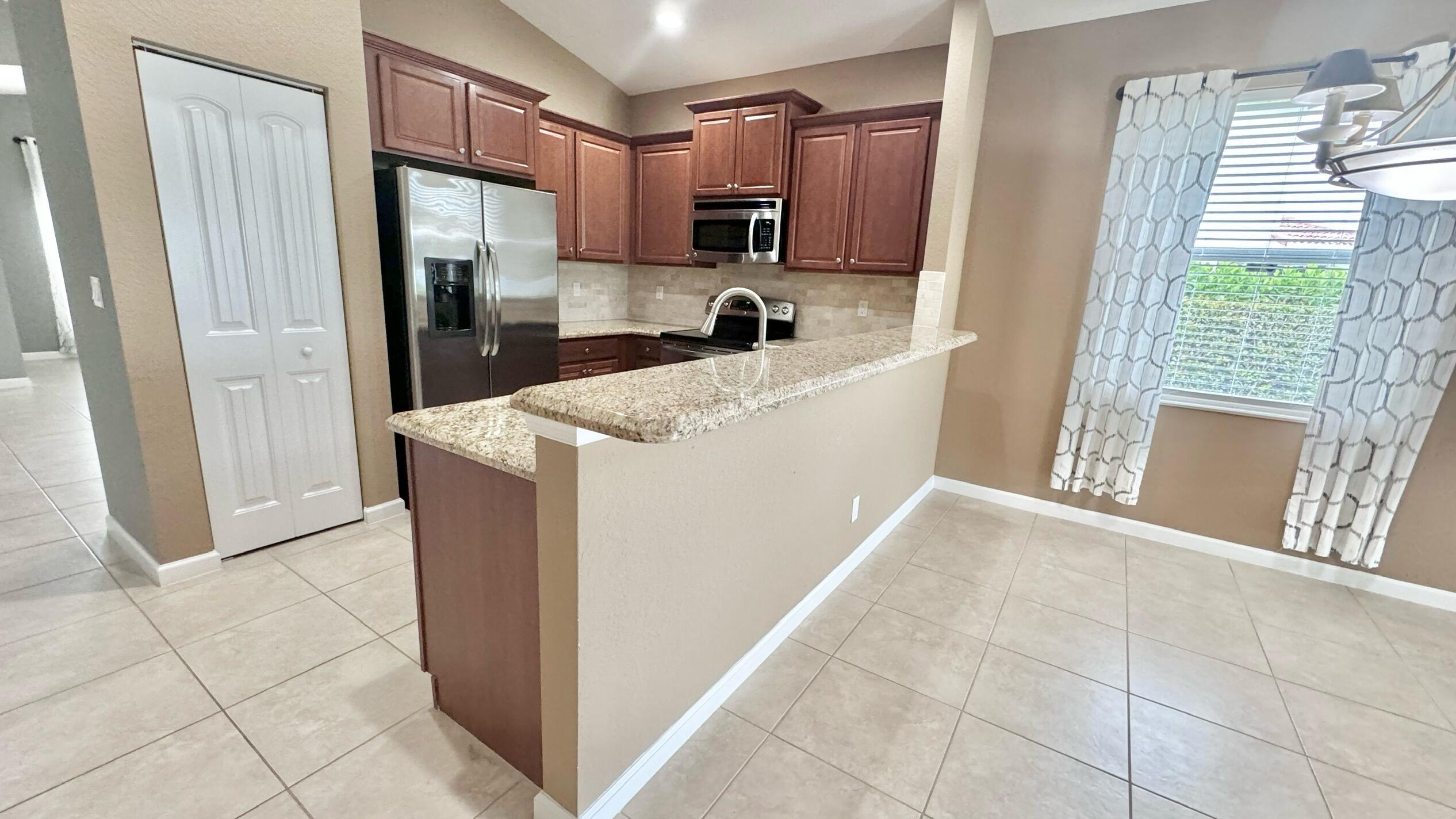 2645 SW Gallery Circle