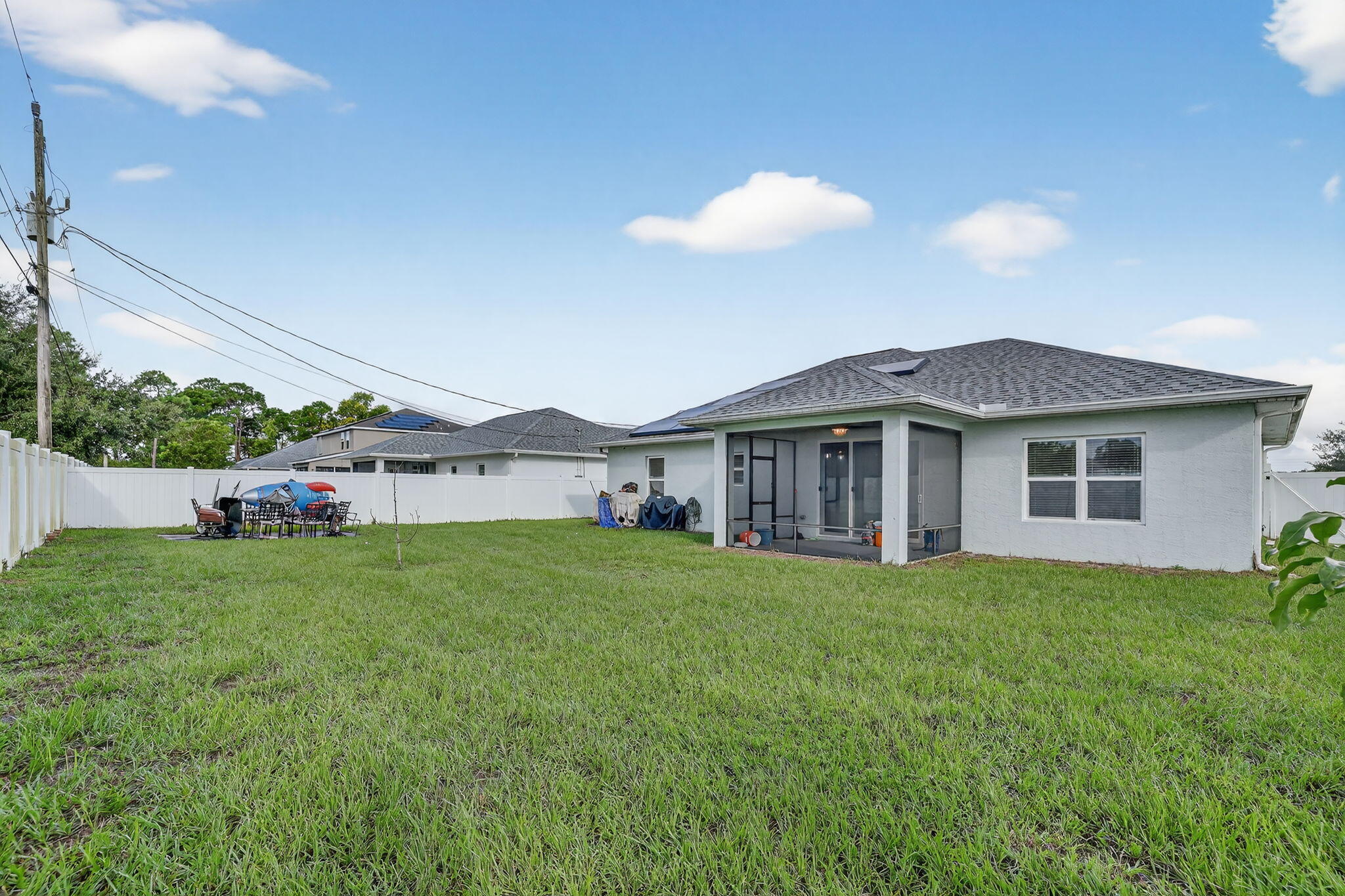1438 SW Calmar Avenue, Port St. Lucie