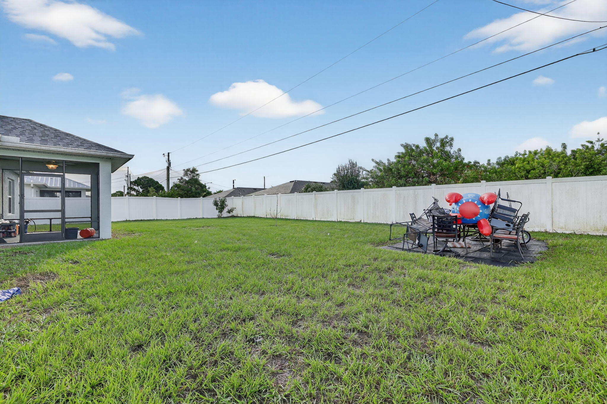 1438 SW Calmar Avenue, Port St. Lucie