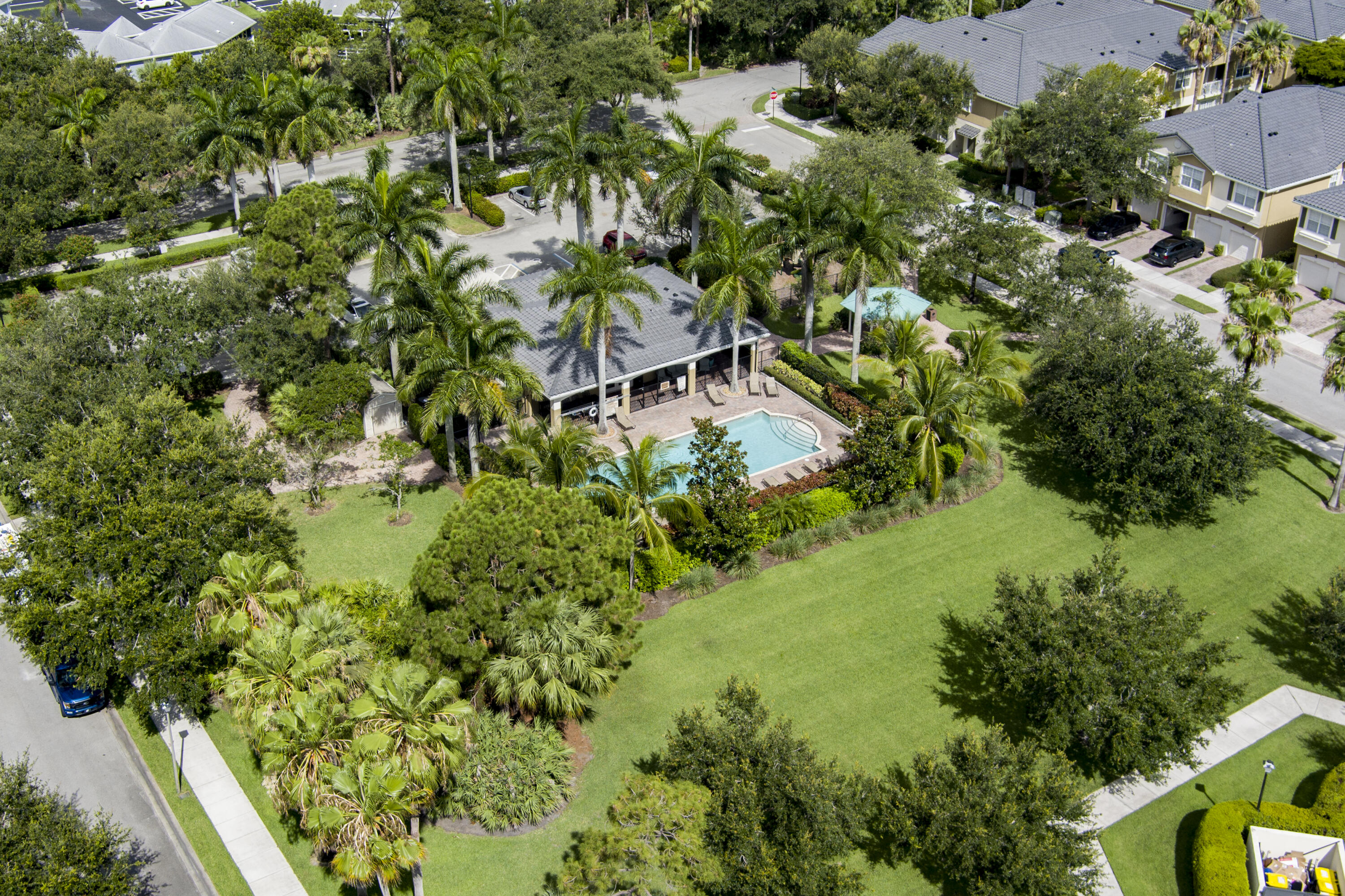 3151 Lexington Lakes Drive SE 202