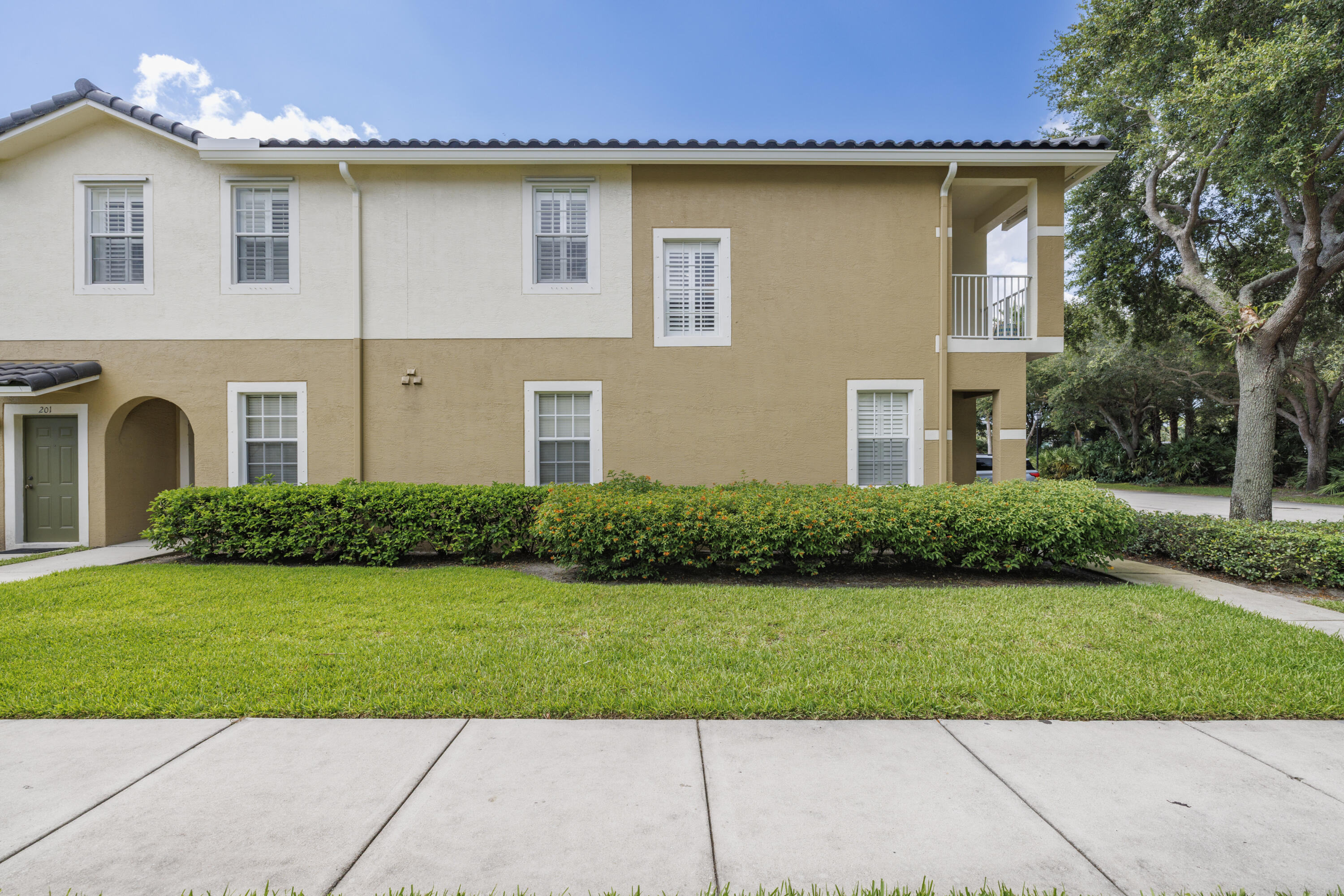 3151 Lexington Lakes Drive SE 202