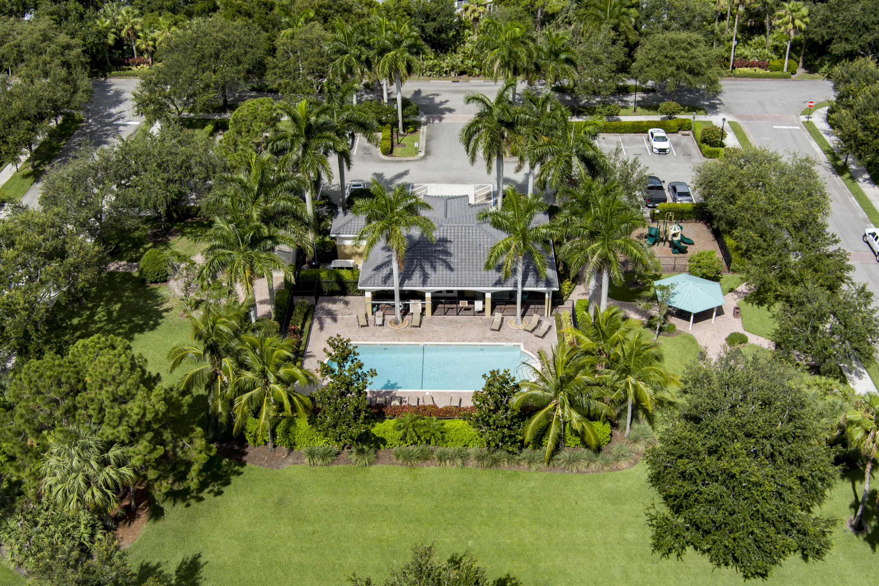 3151 Lexington Lakes Drive SE 202