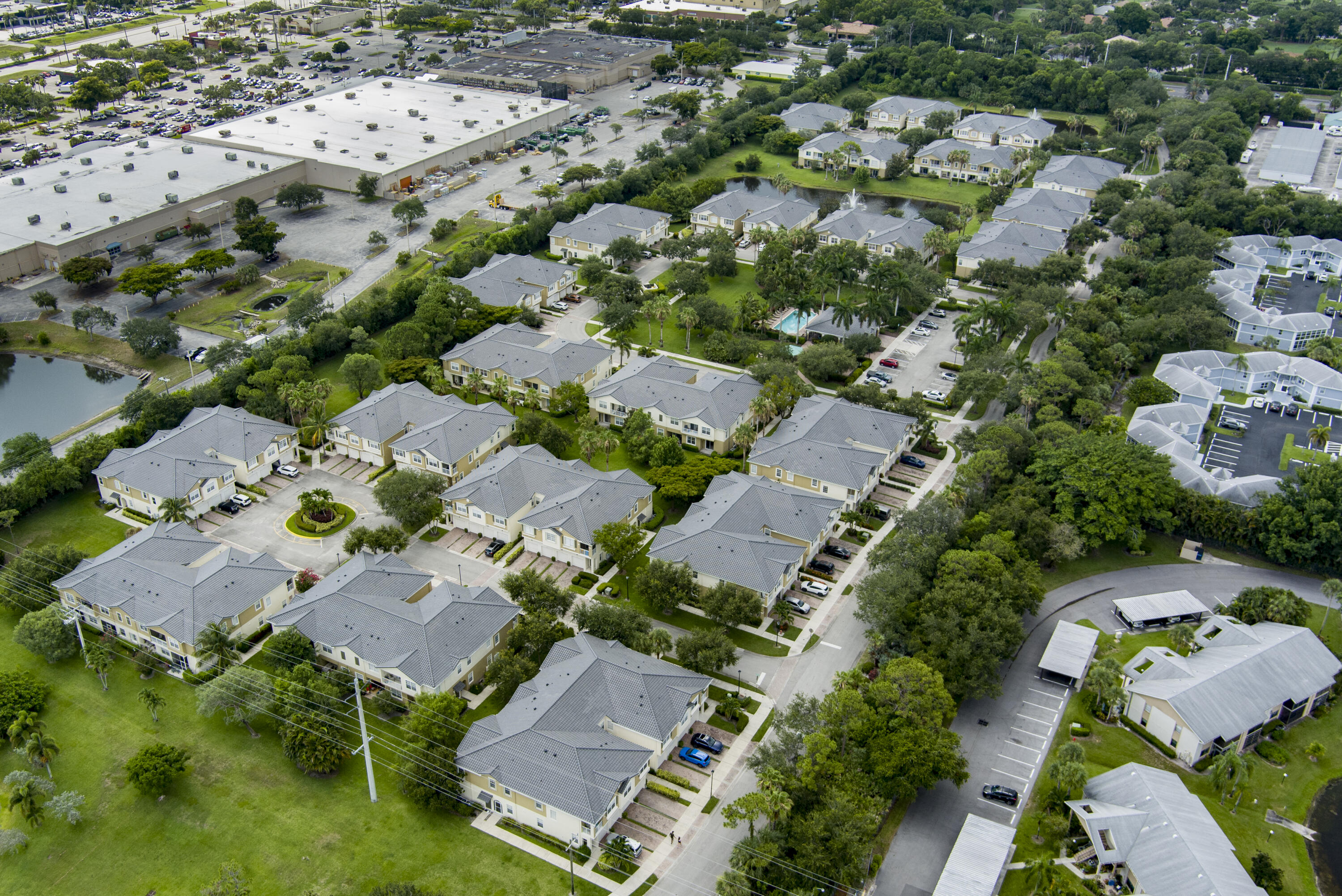 3151 Lexington Lakes Drive SE 202