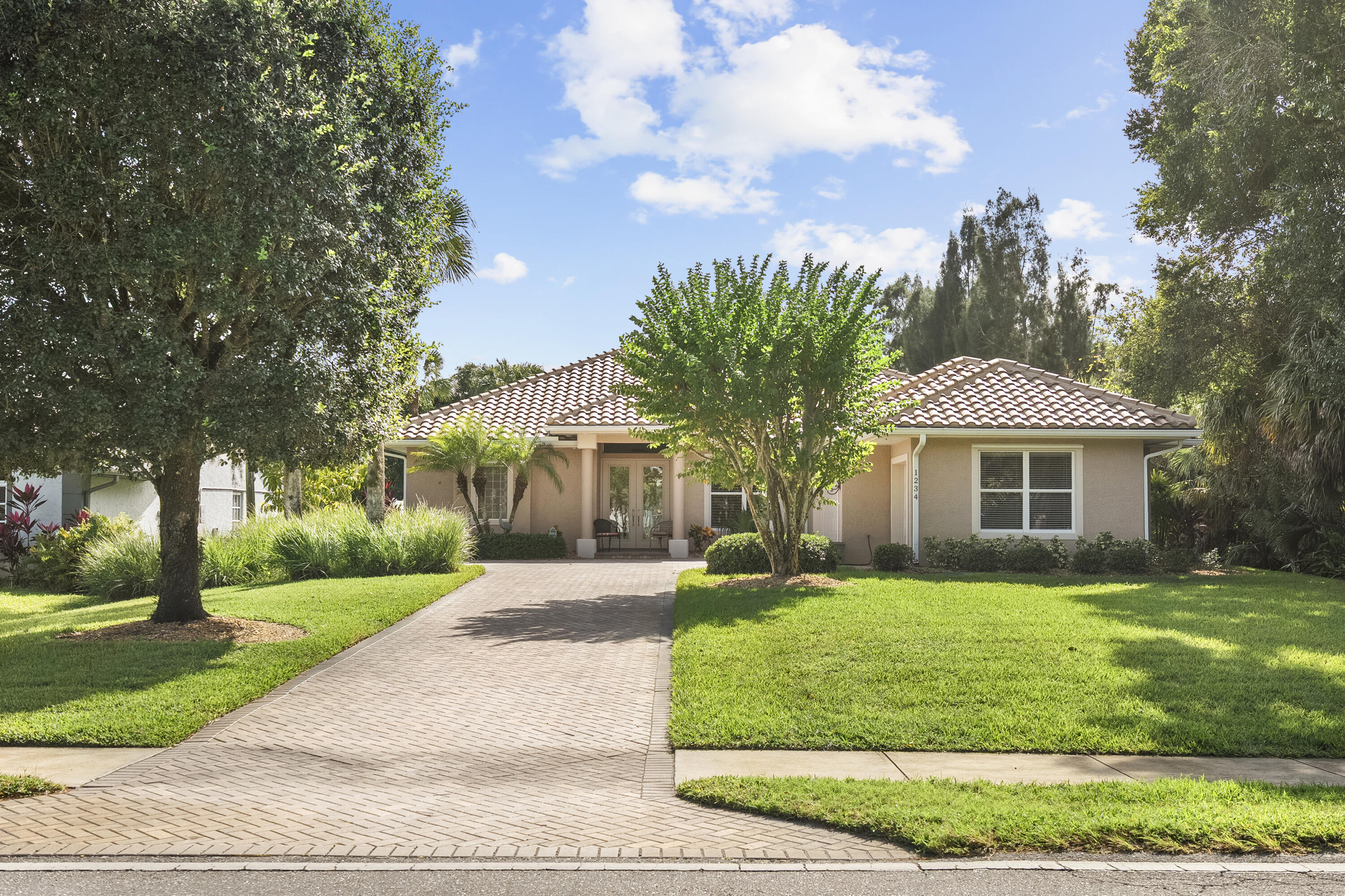 1234 SW Locks Road