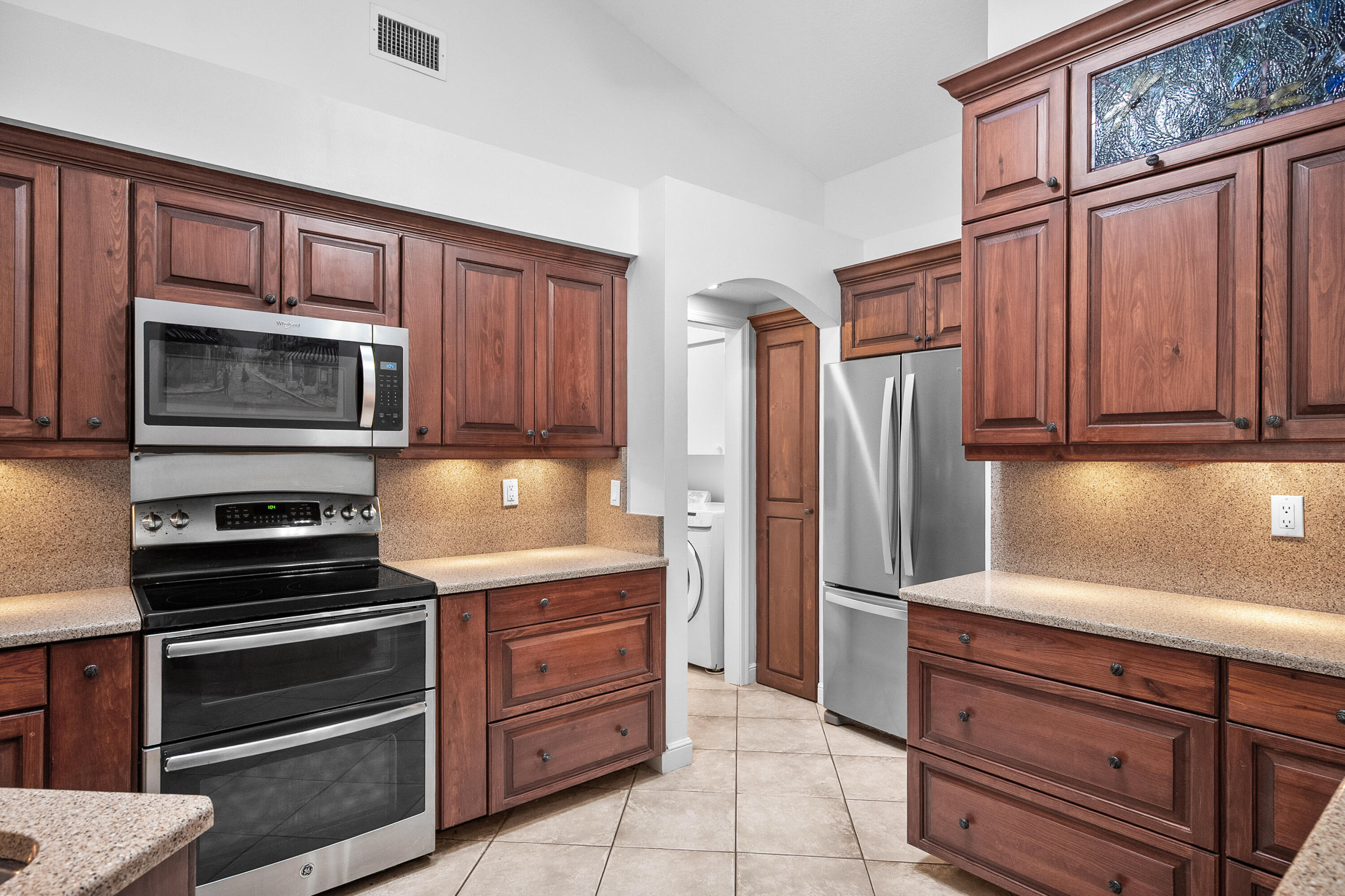 3339 NE Luna Terrace