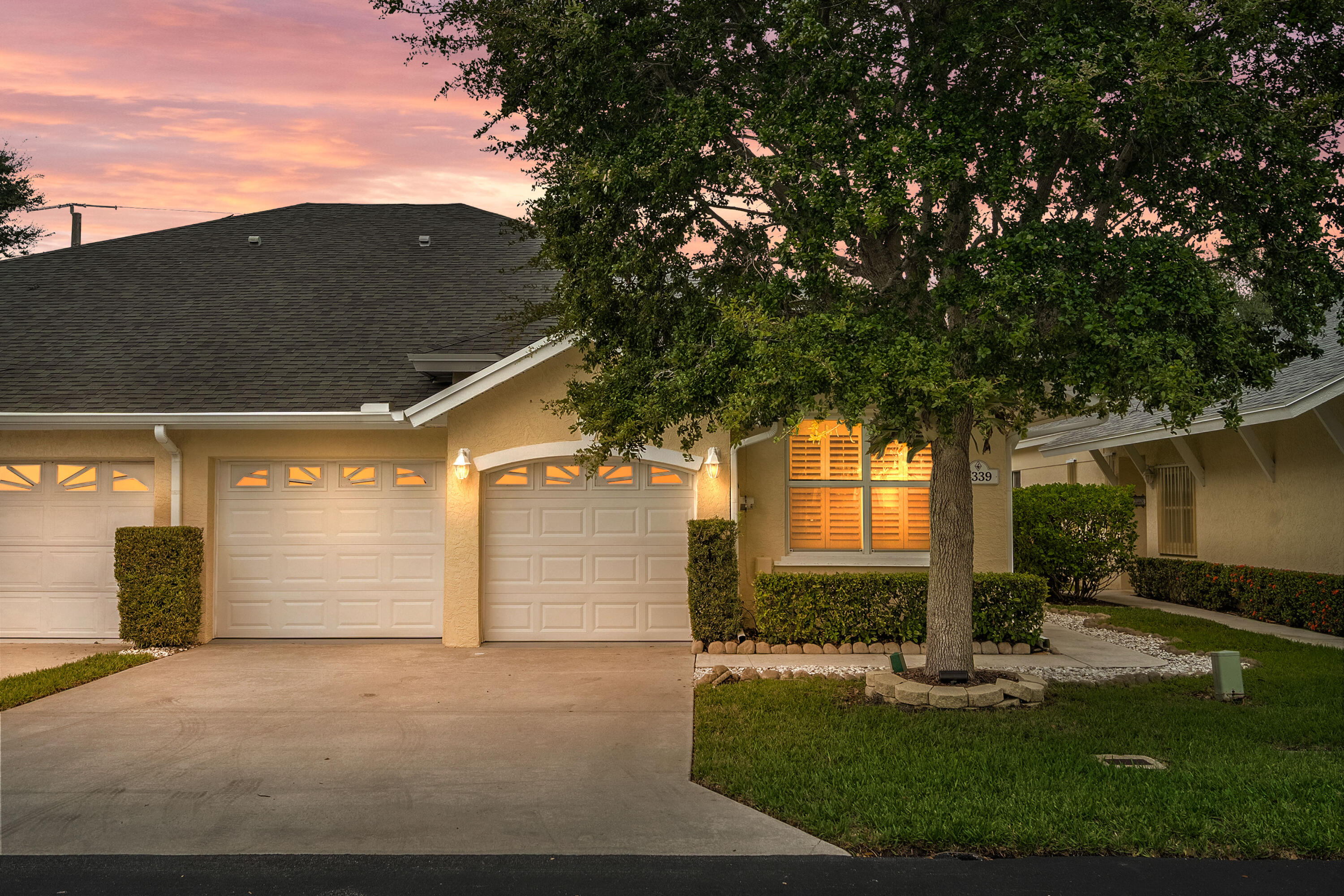 3339 NE Luna Terrace