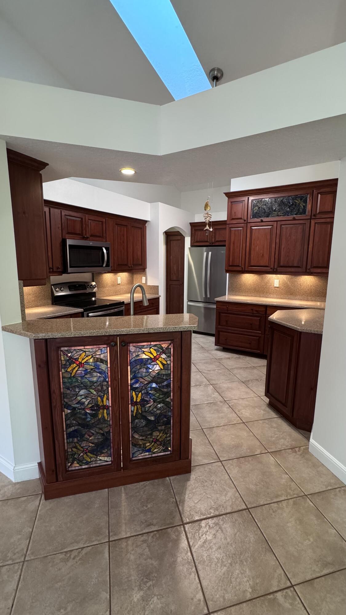 3339 NE Luna Terrace