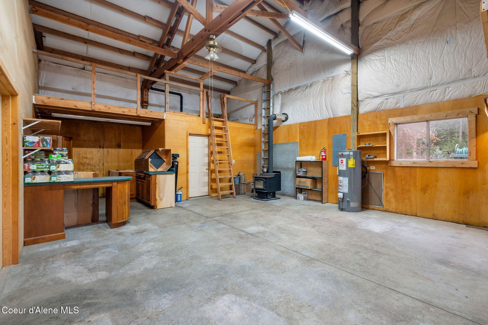 58250 Hwy 200