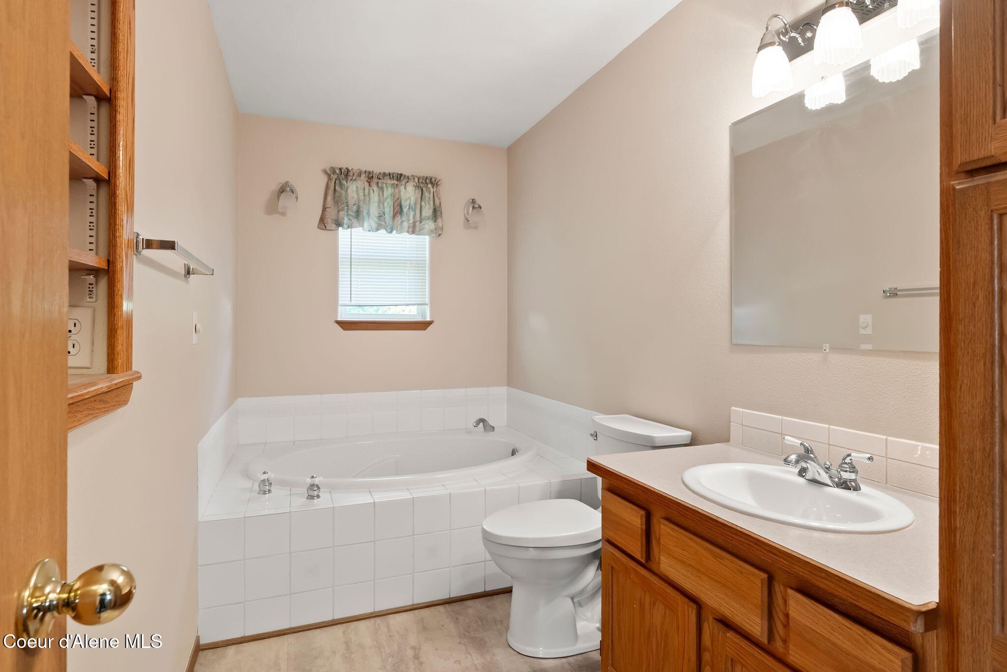 8419 N Cloverleaf Drive, Hayden